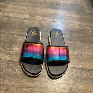 YRU Women's Nile‎ Rainbow Slip On Sandal SZ 9